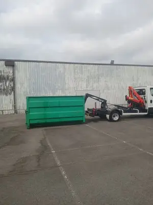 Location de benne Bordeaux, Libourne, Mérignac, Cars Gironde 33 Location de benne Bordeaux, Libourne, Mérignac, Cars Gironde 33