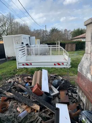 Débarras à Cars 33910 ( Gironde 33 ) Vide maison et appartement
