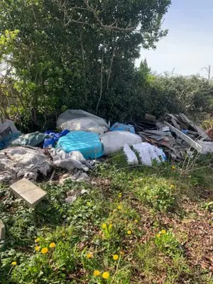 Débarras à Cars 33910 ( Gironde 33 ) Vide maison et appartement